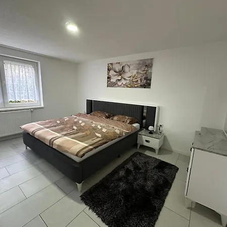 Apartamento Stilvolles Im Modernen Ambiente In *