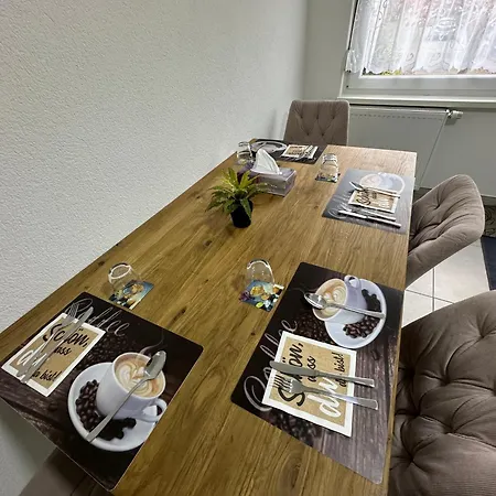 Stilvolles Im Modernen Ambiente In *