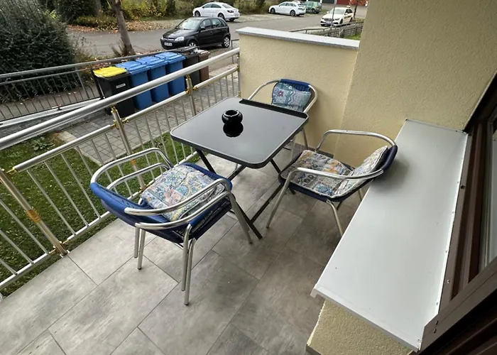 Stilvolles Im Modernen Ambiente In